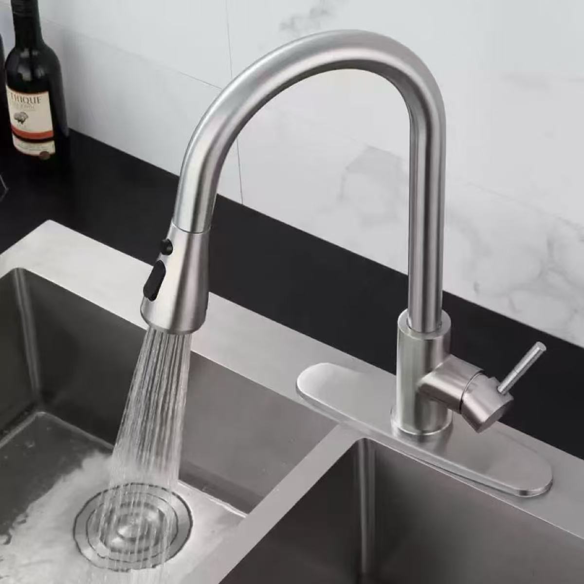 صنبور مطبخ بفتحة واحدة مع رأس  - مراجعة Commercial Kitchen Mixer Tap وسعره